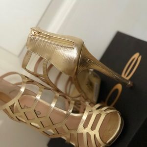 Gold Heels💛